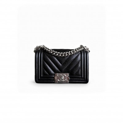 CHANEL BOY SMALL CAVIAR CHEVRON BLACK SILVER HARDWARE  (20*12*6cm)